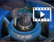 Motovario | Oil seal replacement on gear reducers input cover – video 6
